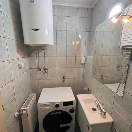 New At The Center Of The * Ni